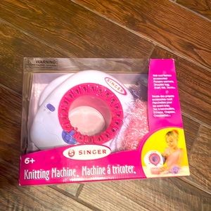 ✨Singer Knitting Machine✨